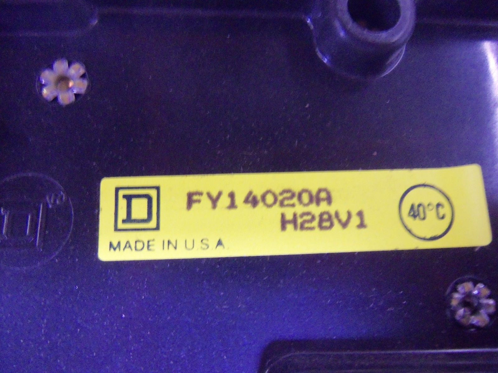 SQUARE D FY14020A CIRCUIT BREAKER 20A *NEW IN BOX*