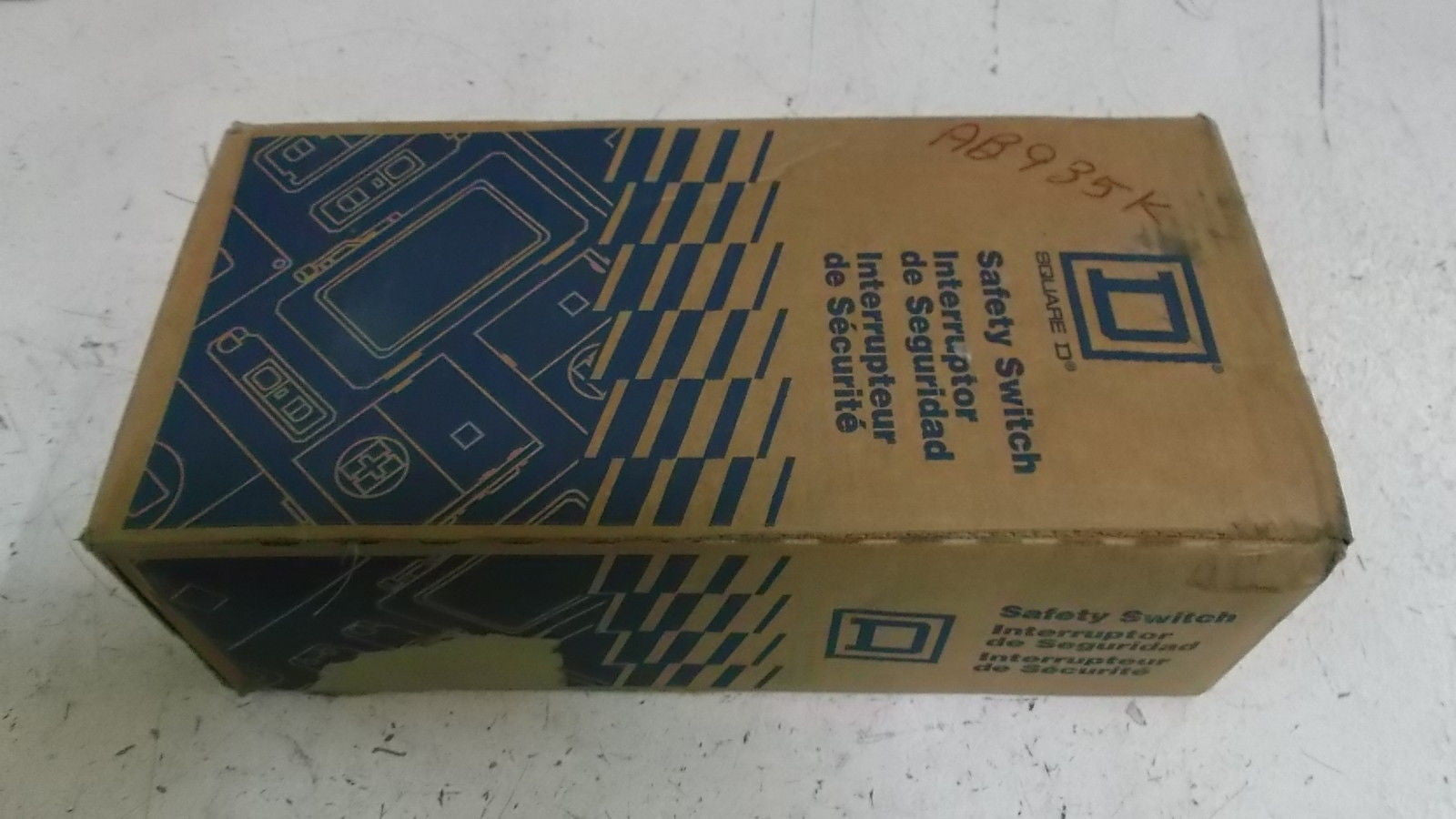 SQUARE D H321NRB SAFETY SWITCH *FACTORY SEALED*