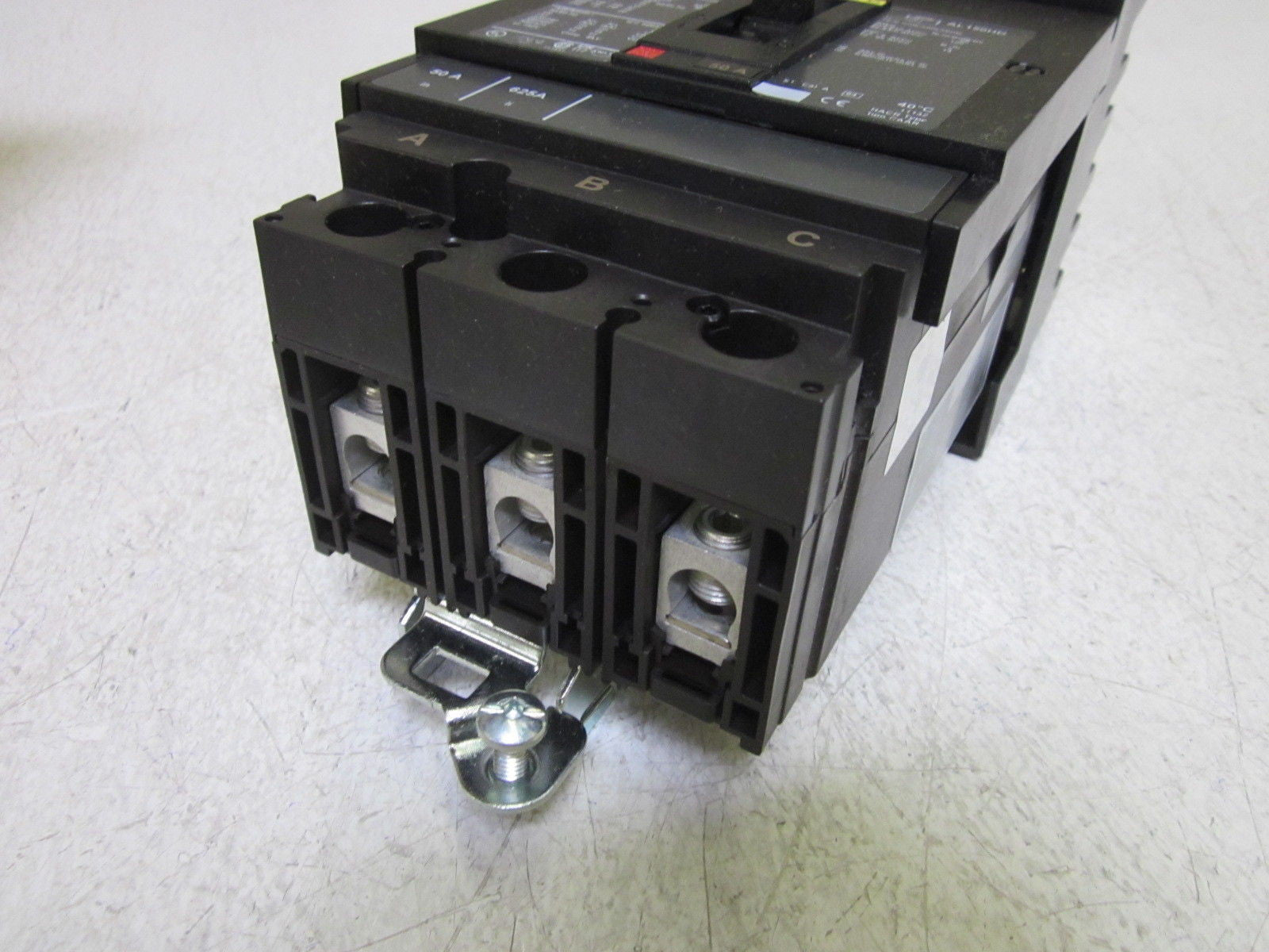 SQUARE D HDA36050 CIRCUIT BREAKER *NEW IN BOX*