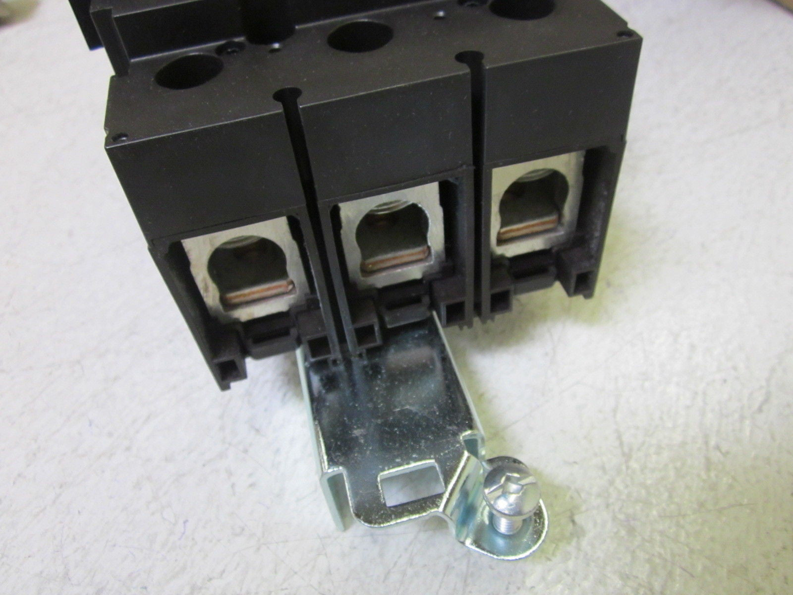 SQUARE D JDA36225 CIRCUIT BREAKER *NEW IN BOX*