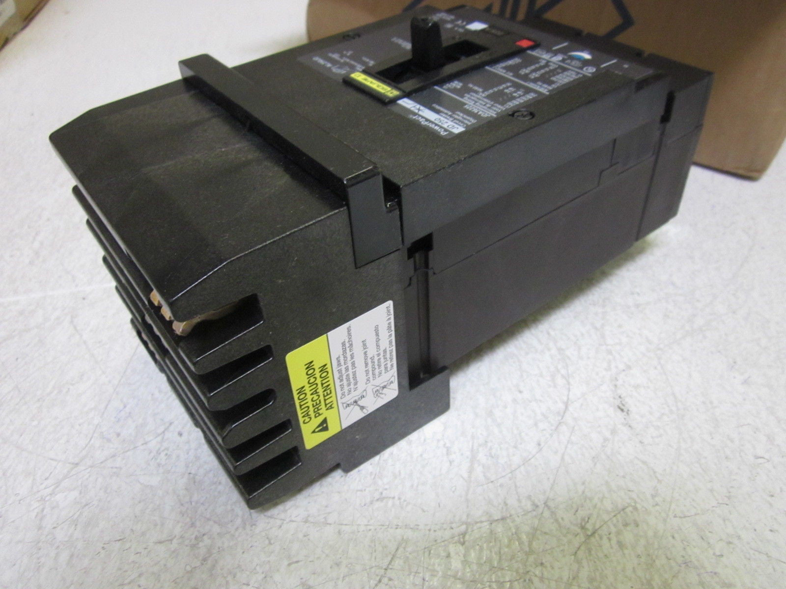 SQUARE D JDA36225 CIRCUIT BREAKER *NEW IN BOX*