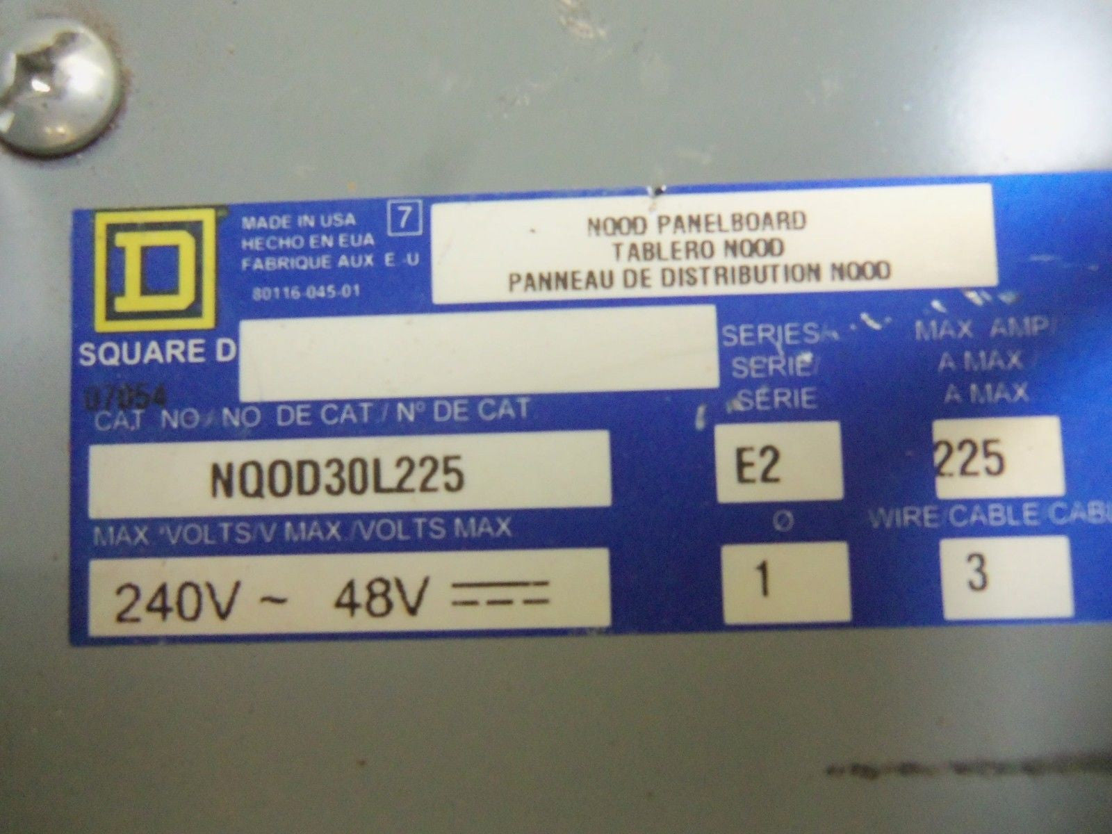 SQUARE D NQ0D30L225 PANELBOARD INTERIOR *USED*