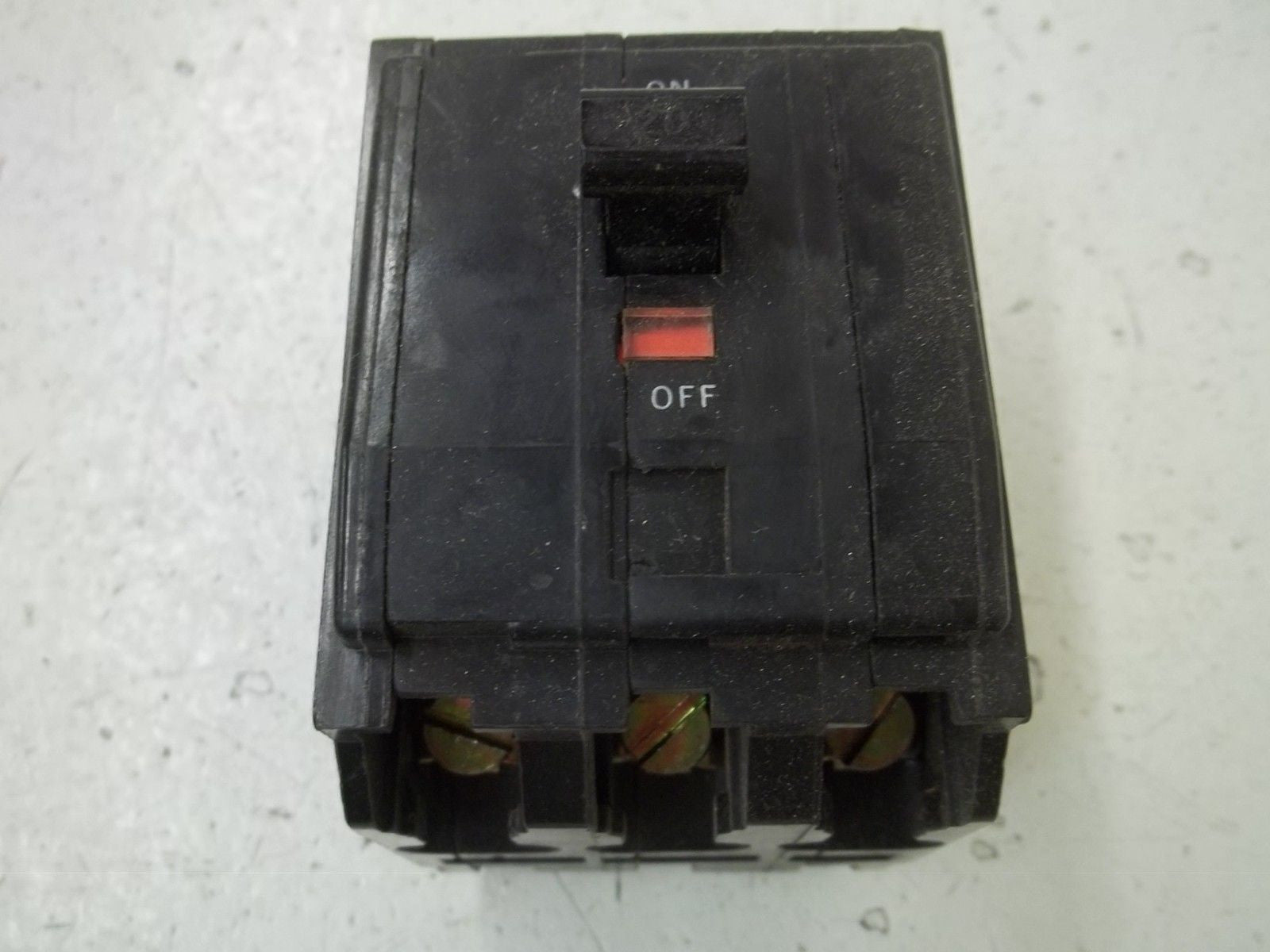 SQUARE D QO320 CIRCUIT BREAKER 20A *NEW IN BOX*