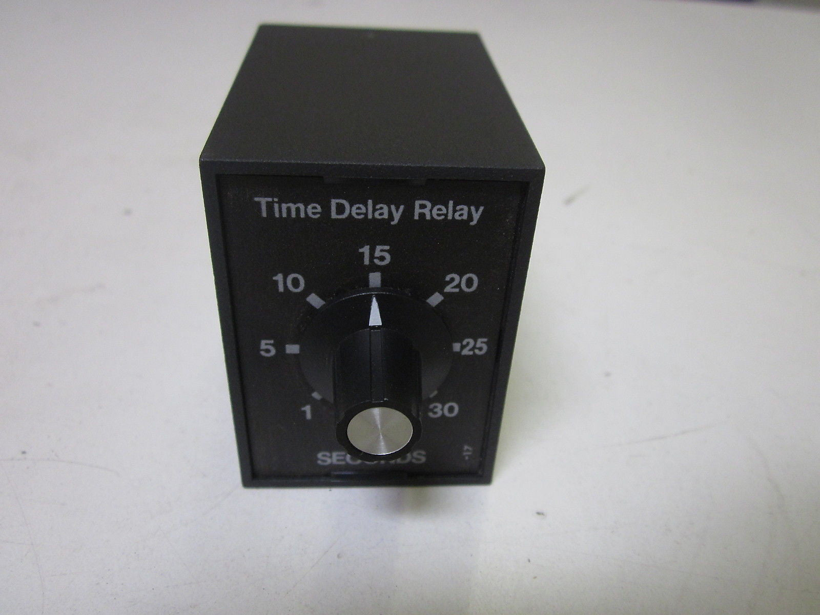 SSAC TRM230A2Y30 230VAC 4298X *NEW NO BOX*