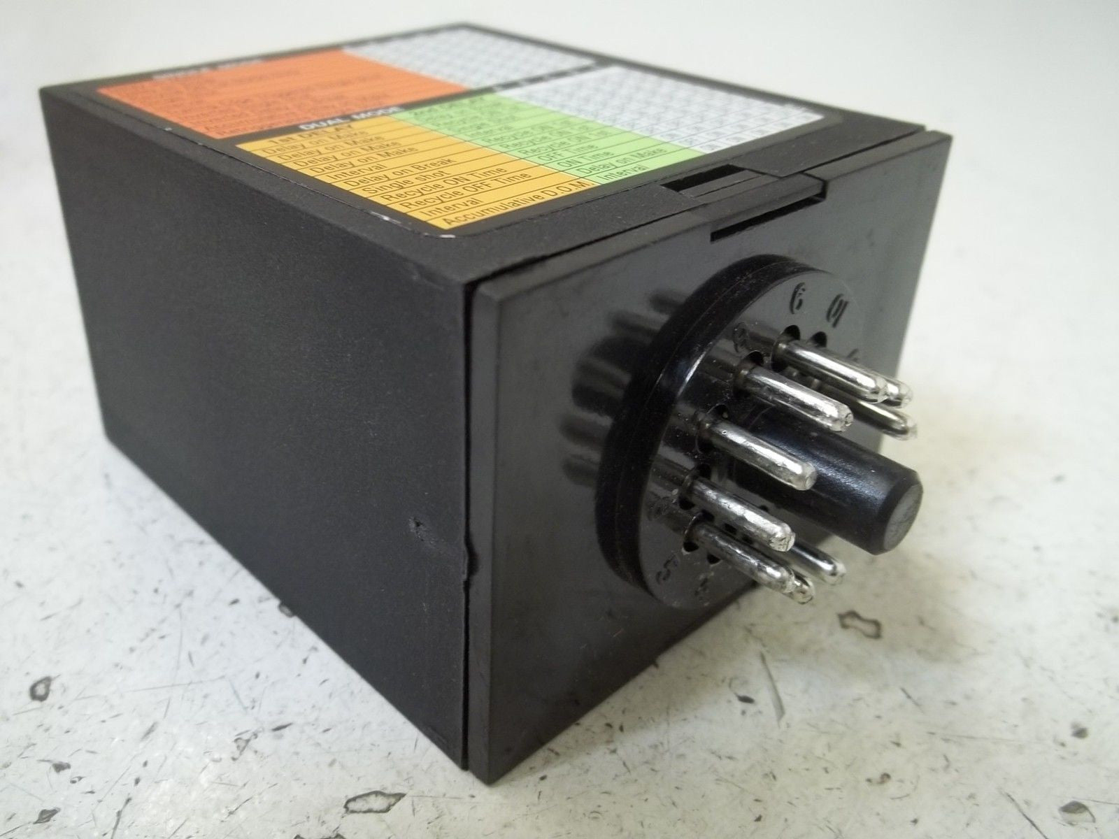 SSAC TRUD24A3 TIME DELAY RELAY 24VAC/DC  *NEW IN BOX*
