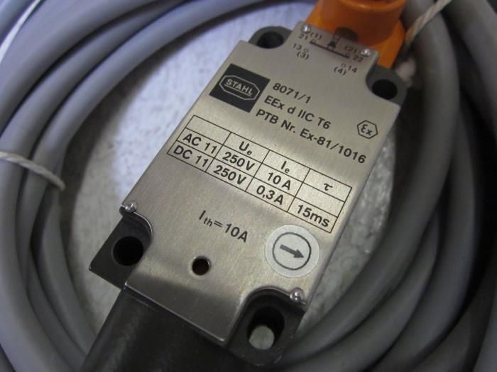 STAHL 8071/1 SWITCH *USED*