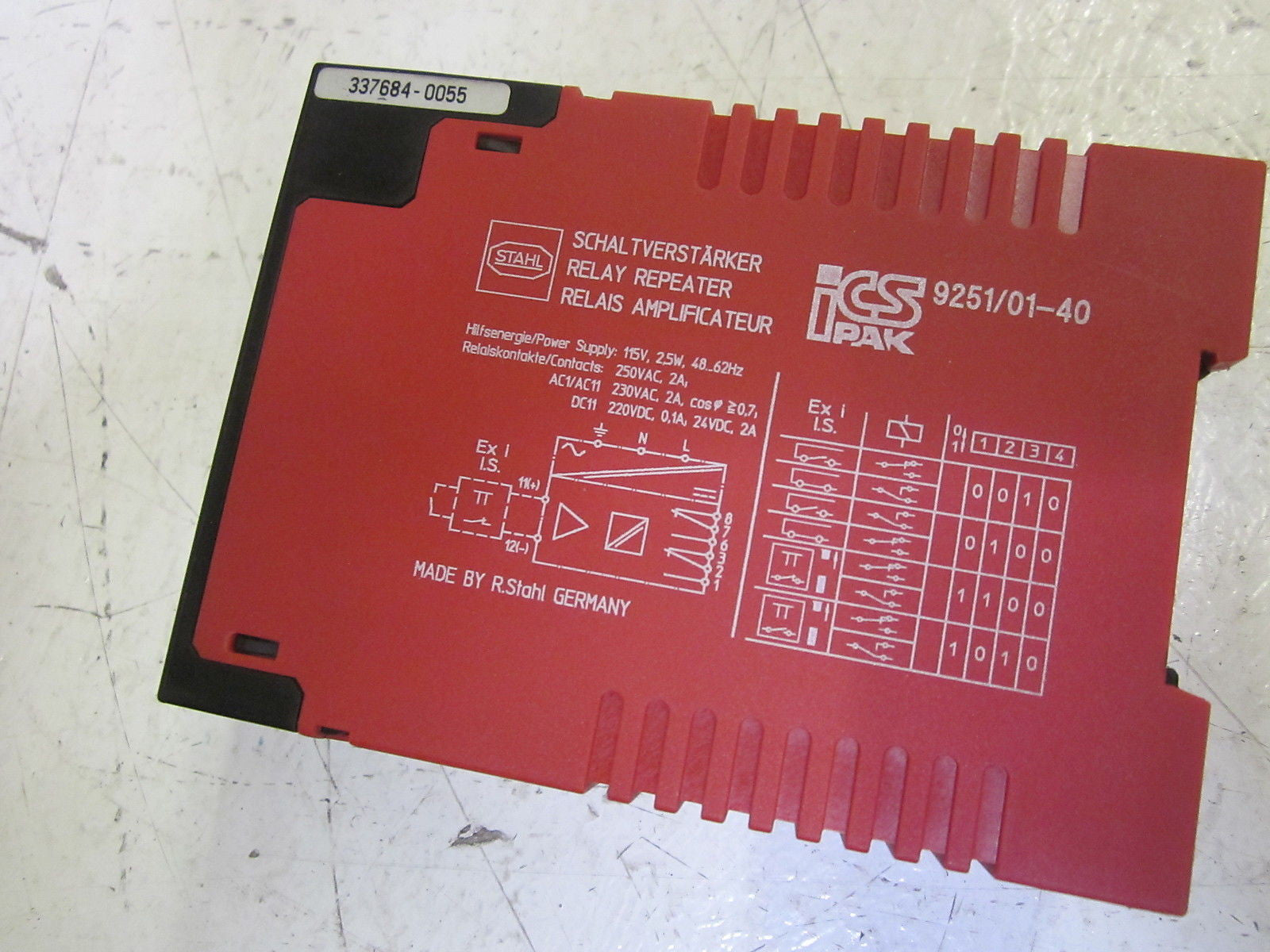 STAHL 9251/01-40 RELAY REPEATER 115V *USED*