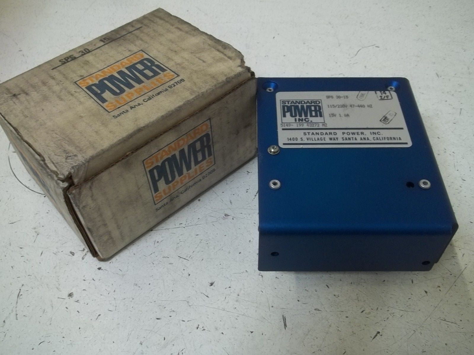 STANDAR POWER INC.  SPS30-15 POWER SUPPLY 15V 1.6A *NEW IN BOX*