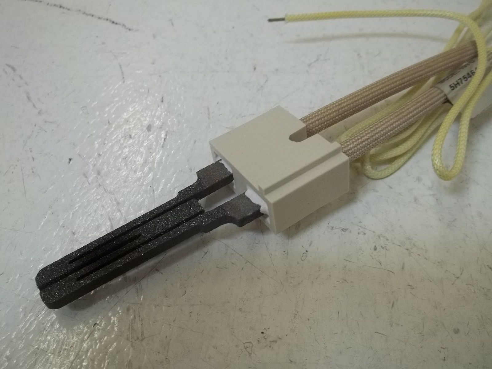 STARLITE 11120-100-1090 FURNACE IGNITER *NEW IN BOX*