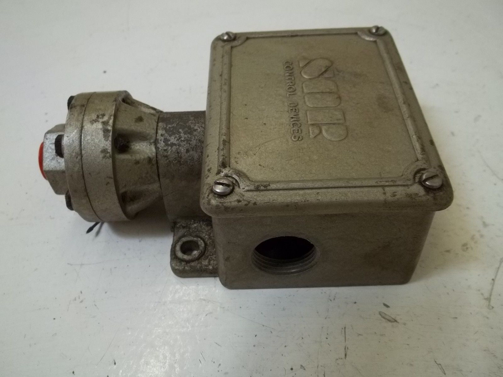 SOR 4NN-K2 PRESSURE SWITCH *USED*