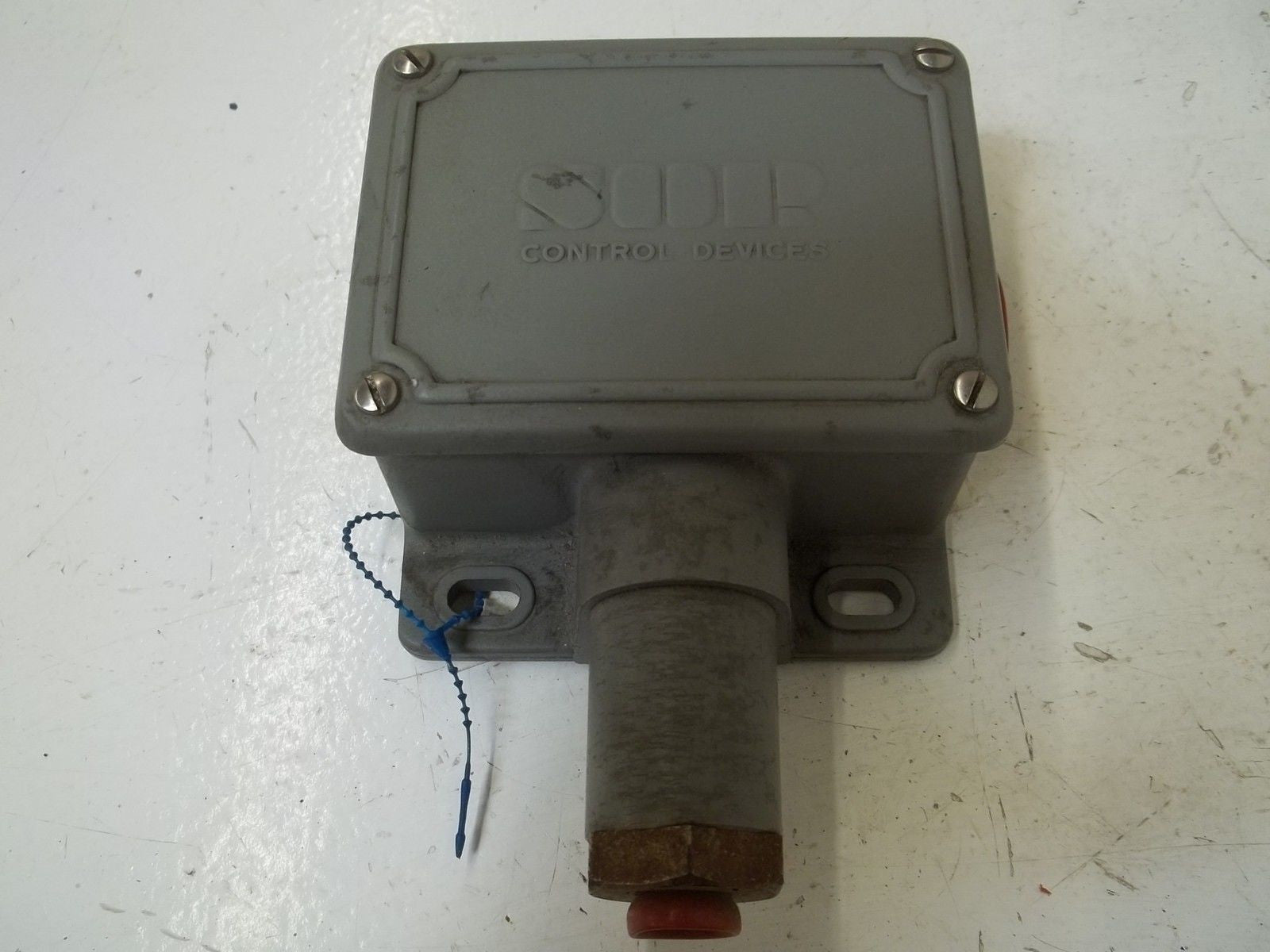 SOR 6NN-K2-N4-F1A PRESSURE SWITCH *USED*