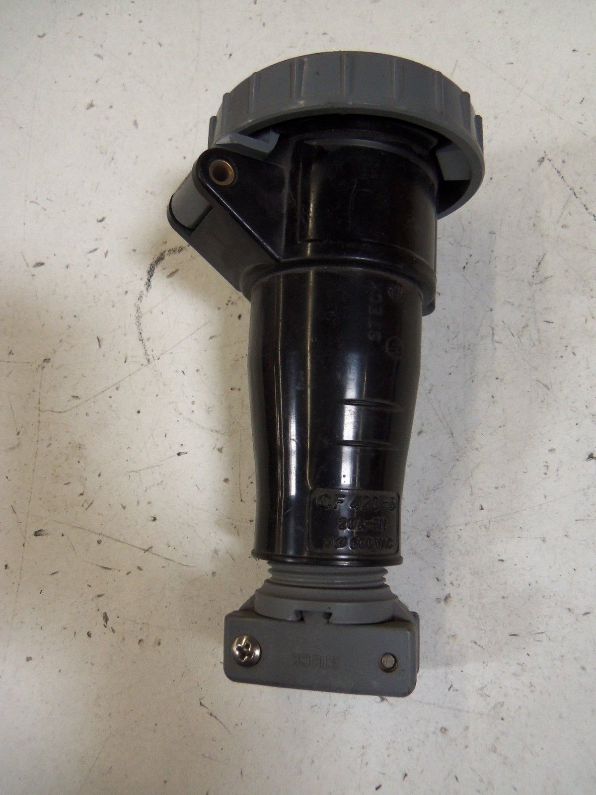 STECK CF 420-5 PLUG *USED*