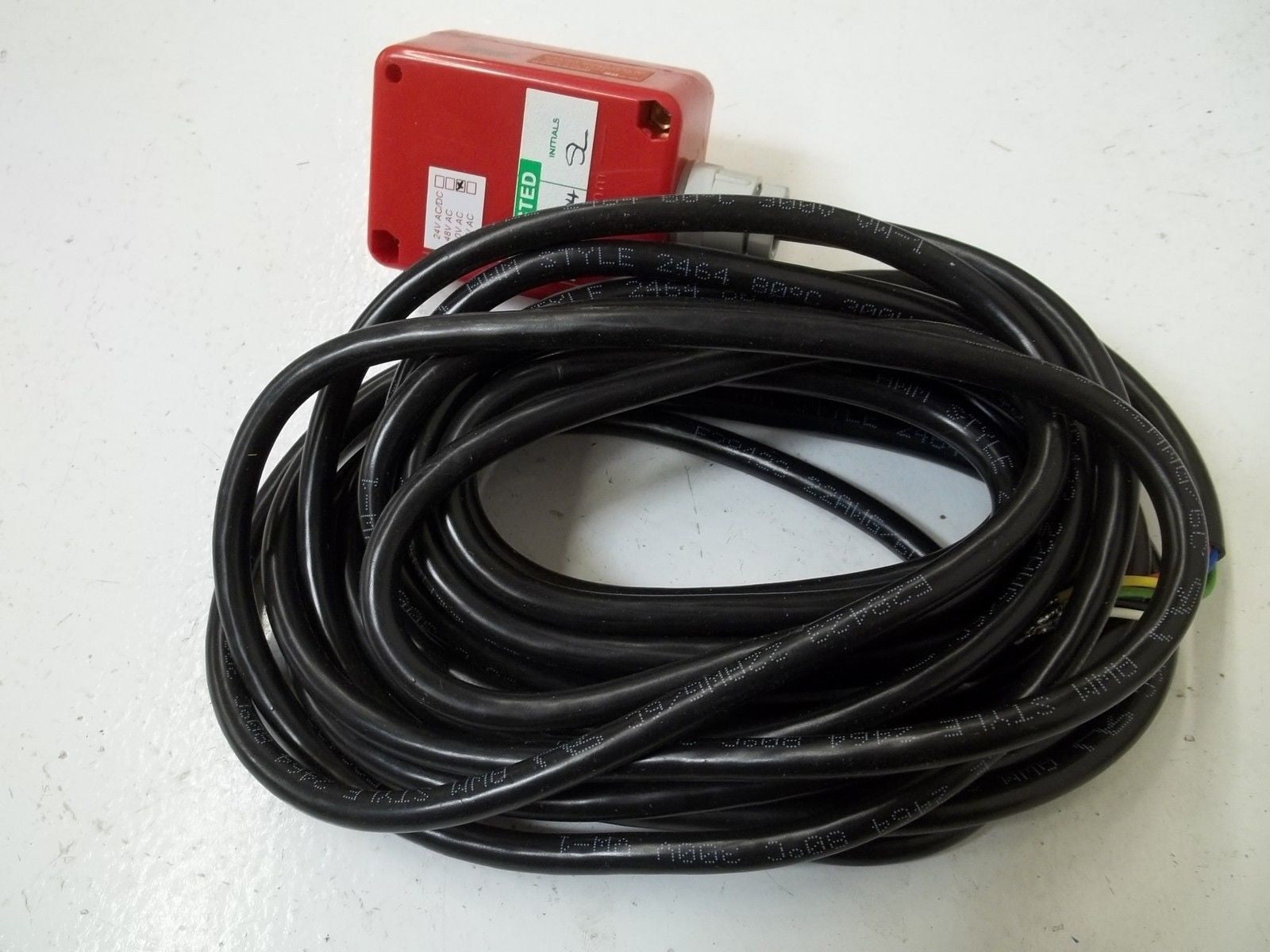 STI 44508-0120 SAFETY INTERLOCK SWITCH  *USED*