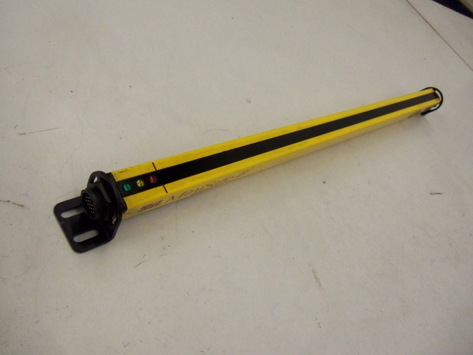 STI MINISAFE-B MS4324B-2 RECEIVER 24" RANGE: 30FT *USED*