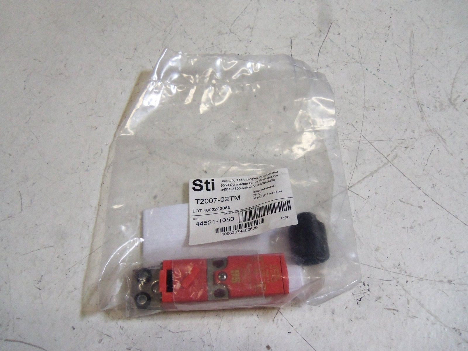 STI T2007-02TM SAFETY SWITCH 44521-1050 *NEW IN FACTORY BAG*