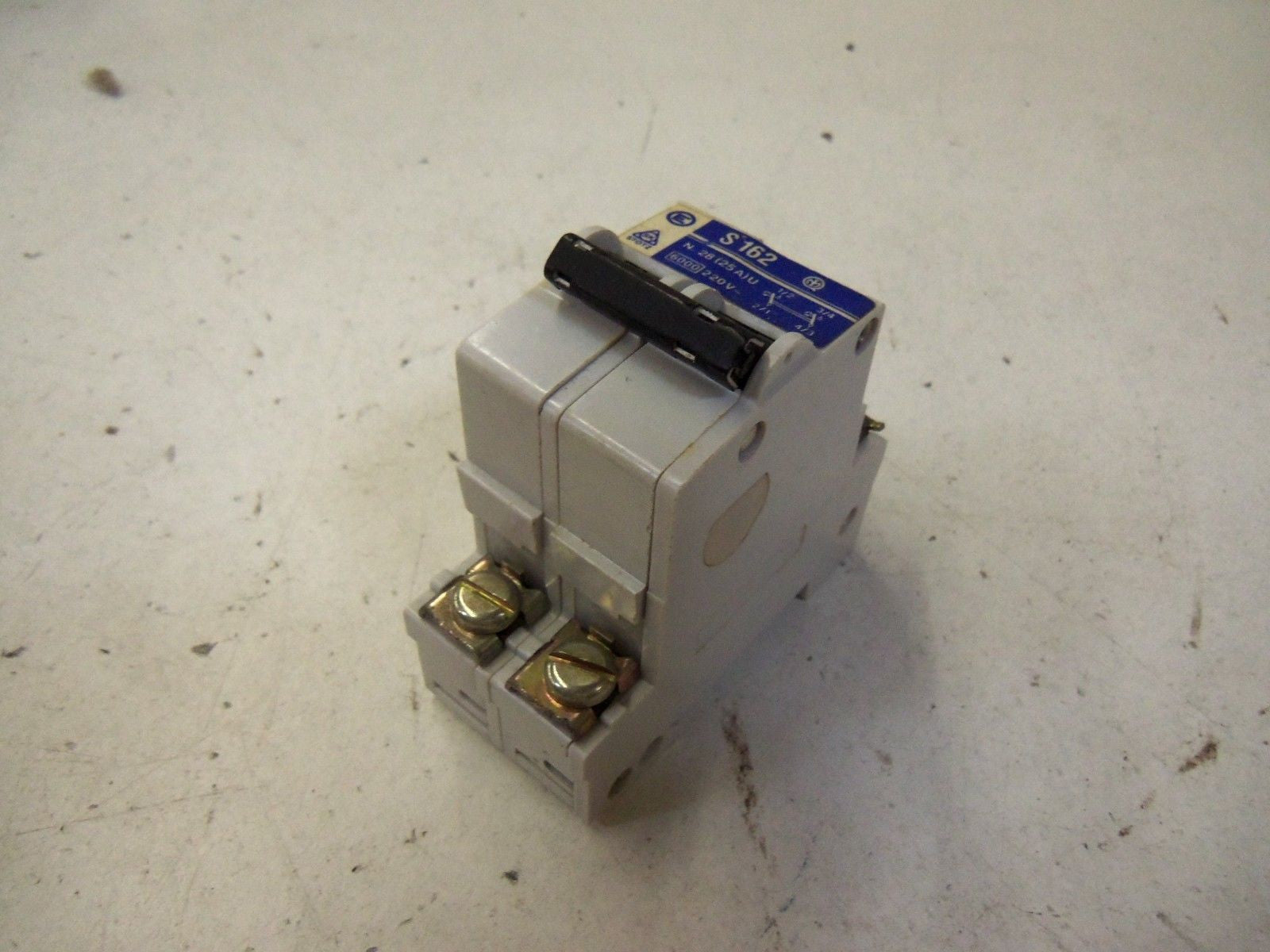 STOTZ S 162 MINIATURE CIRCUIT BREAKER *USED*