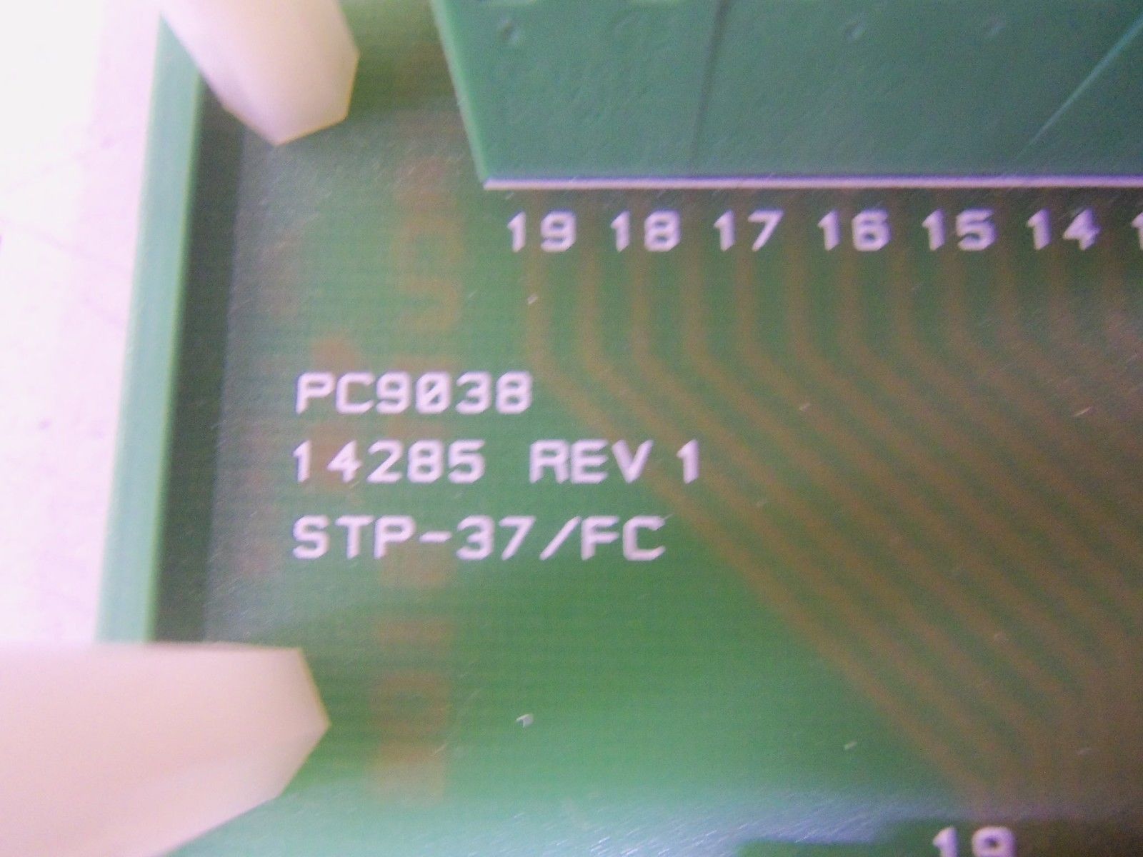 KEITHLEY STP-37/FC SCREW TERMINAL *USED*