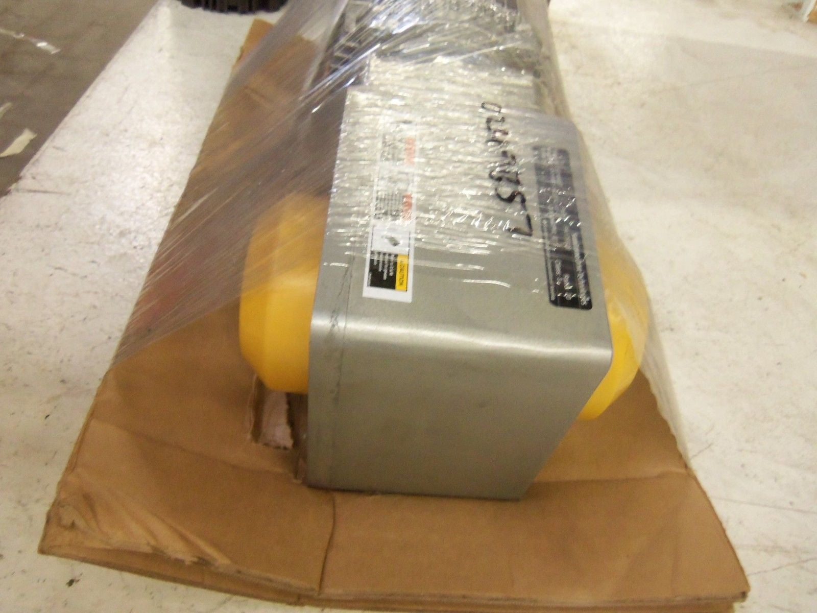 SUMITOMO RNYMS1-1420YC-AV-20 GEAR MOTOR *NEW IN BOX*