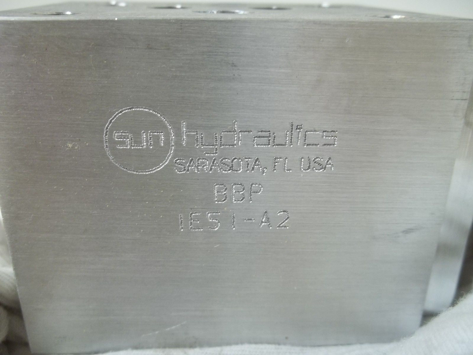 SUN HYDRAULICS BBP WITH PBFB SANDWICH PRESSURE REDUCING VALVE *NEW NO BOX*