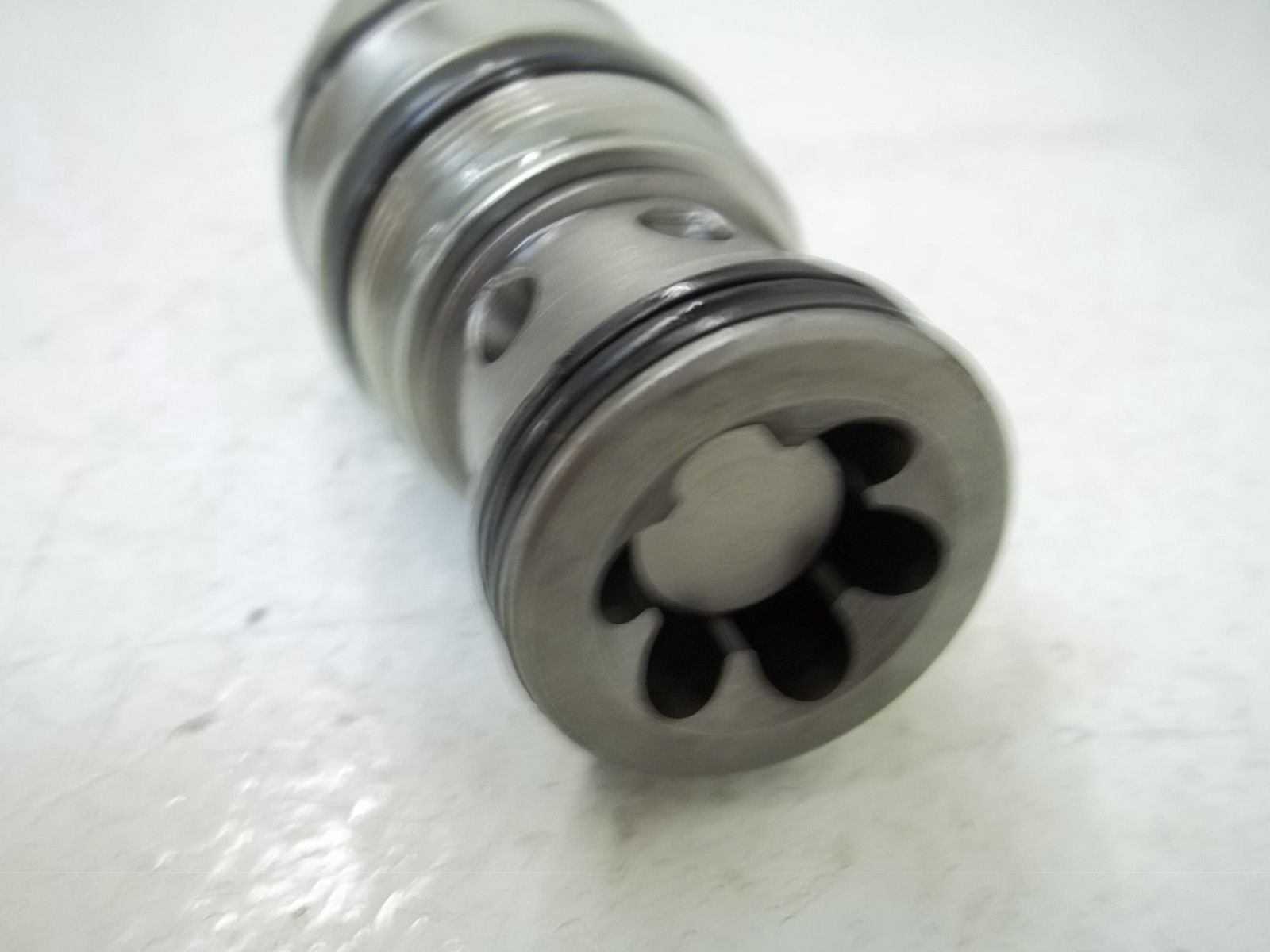 SUN HYDRAULICS CKGB-XCN CARTRIDGE VALVE *NEW IN BOX*