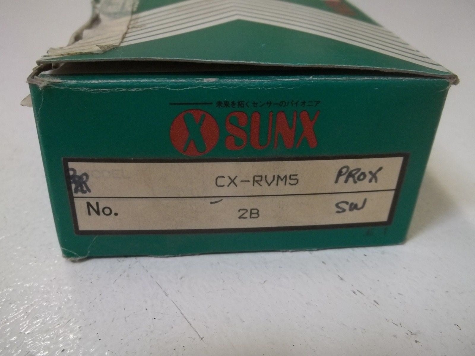 SUNX CX-RVM5 RETRO 5M IR 12-24VDC NPN W/RF-230 *USED*