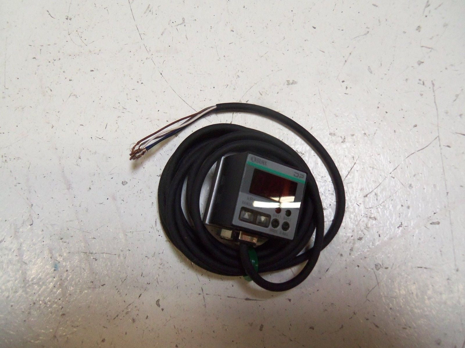 SUNX DP-22 PRESSURE SENSOR *NEW IN BOX*