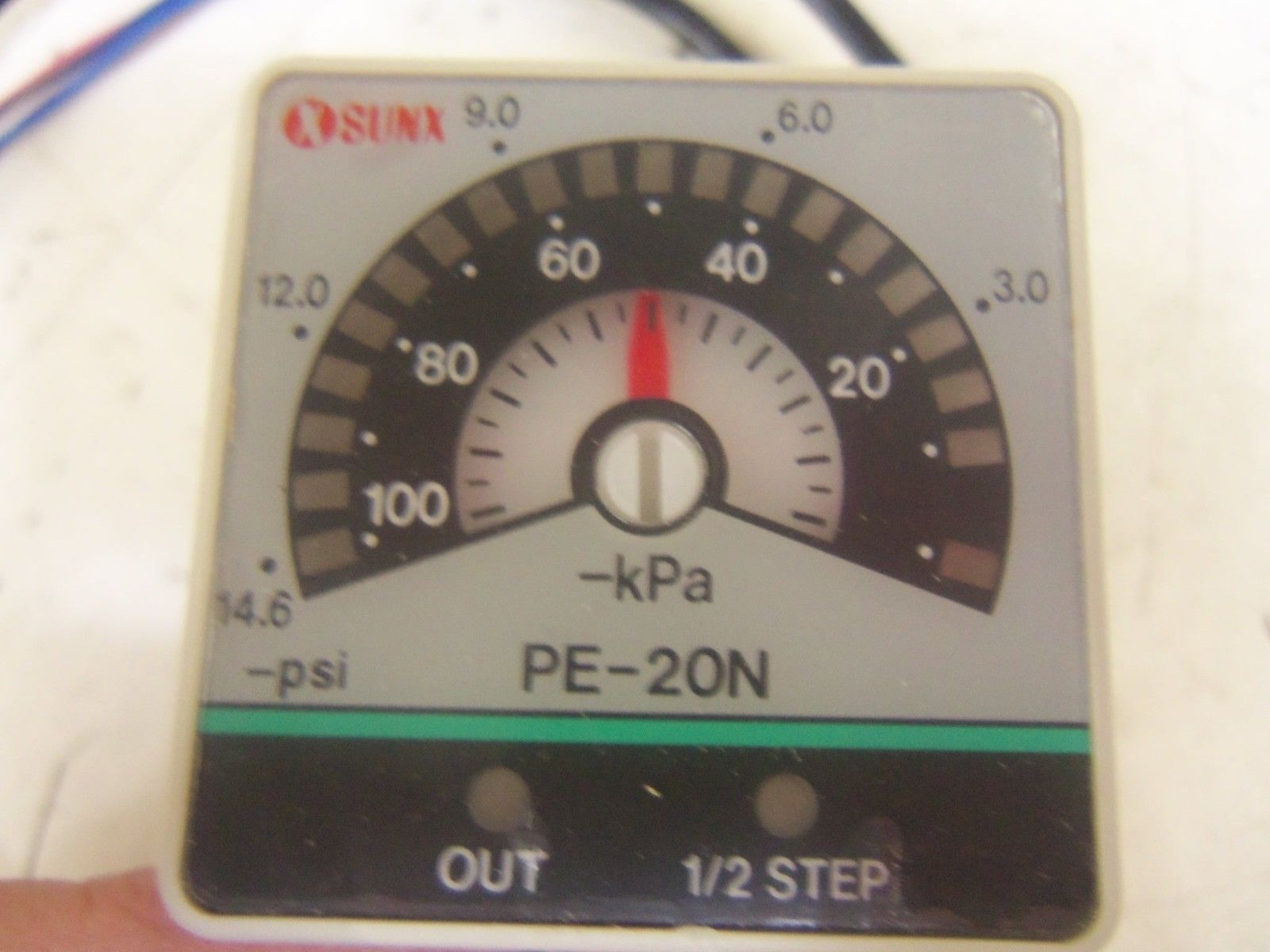 SUNX PE-20N *NEW IN BOX*