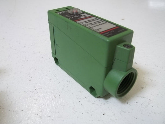 SUNX VF2-RM5 PHOTOELECTRIC SENSOR *USED*