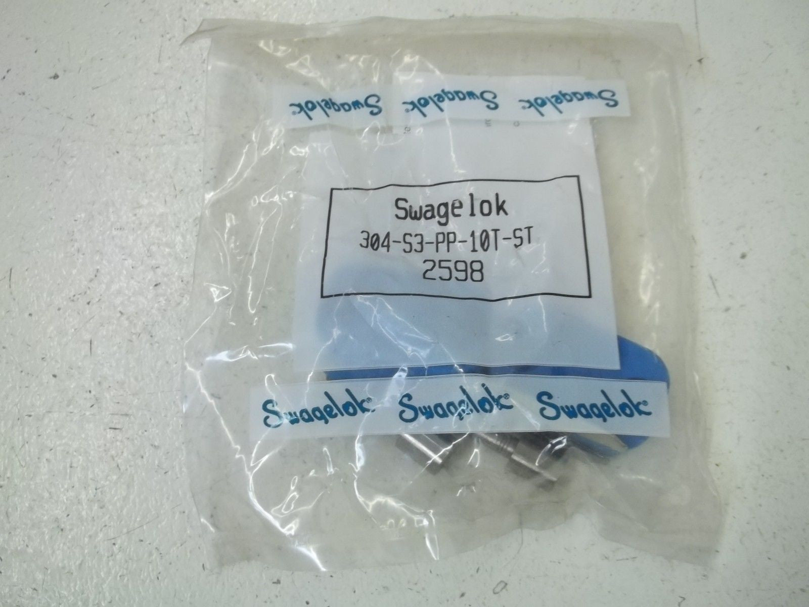SWAGELOK 304-S3-PP-10T-ST SUPPORT KIT *NEW IN A FACTORY BAG*