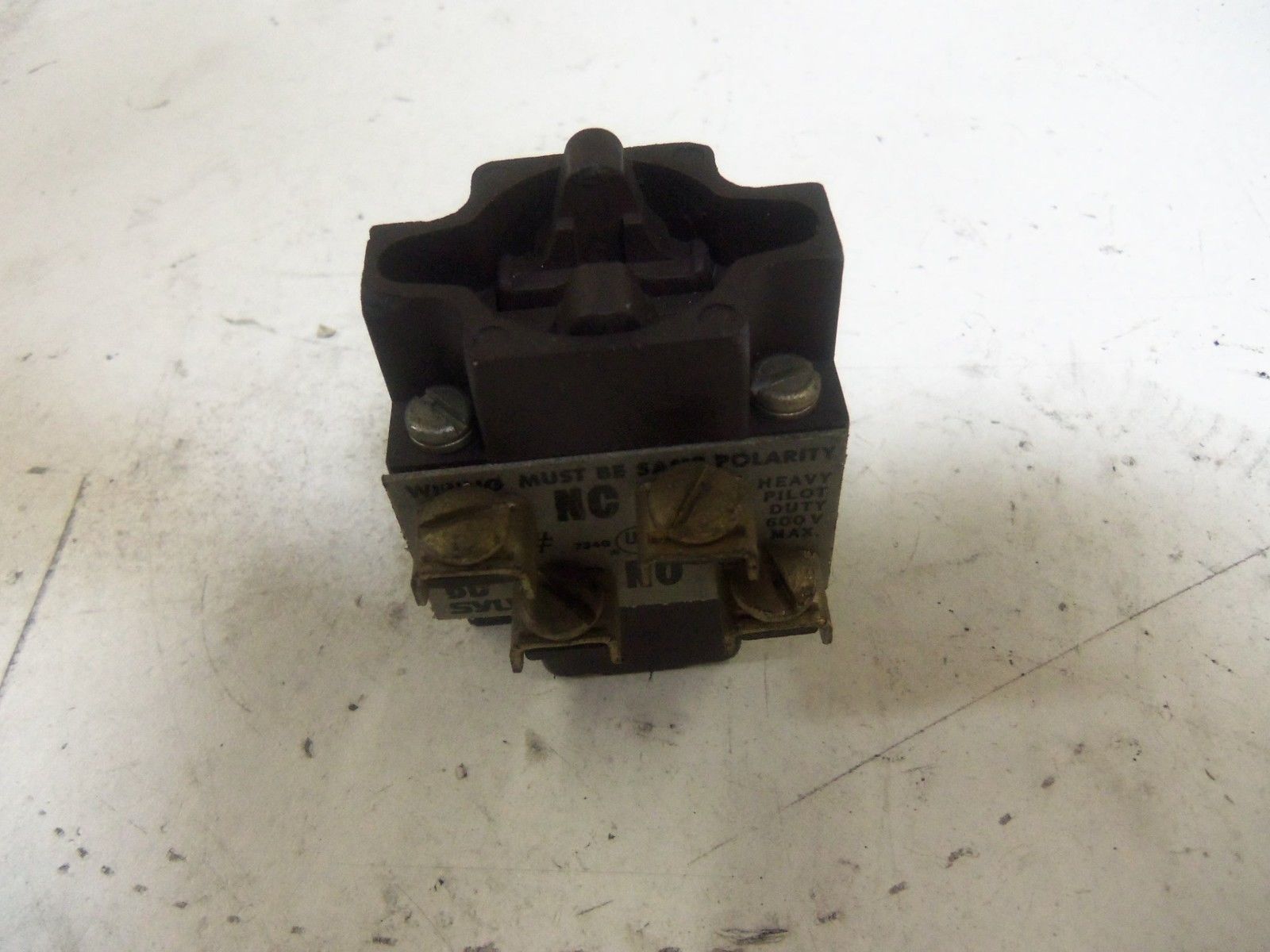 SYLVANIA 734G *USED*