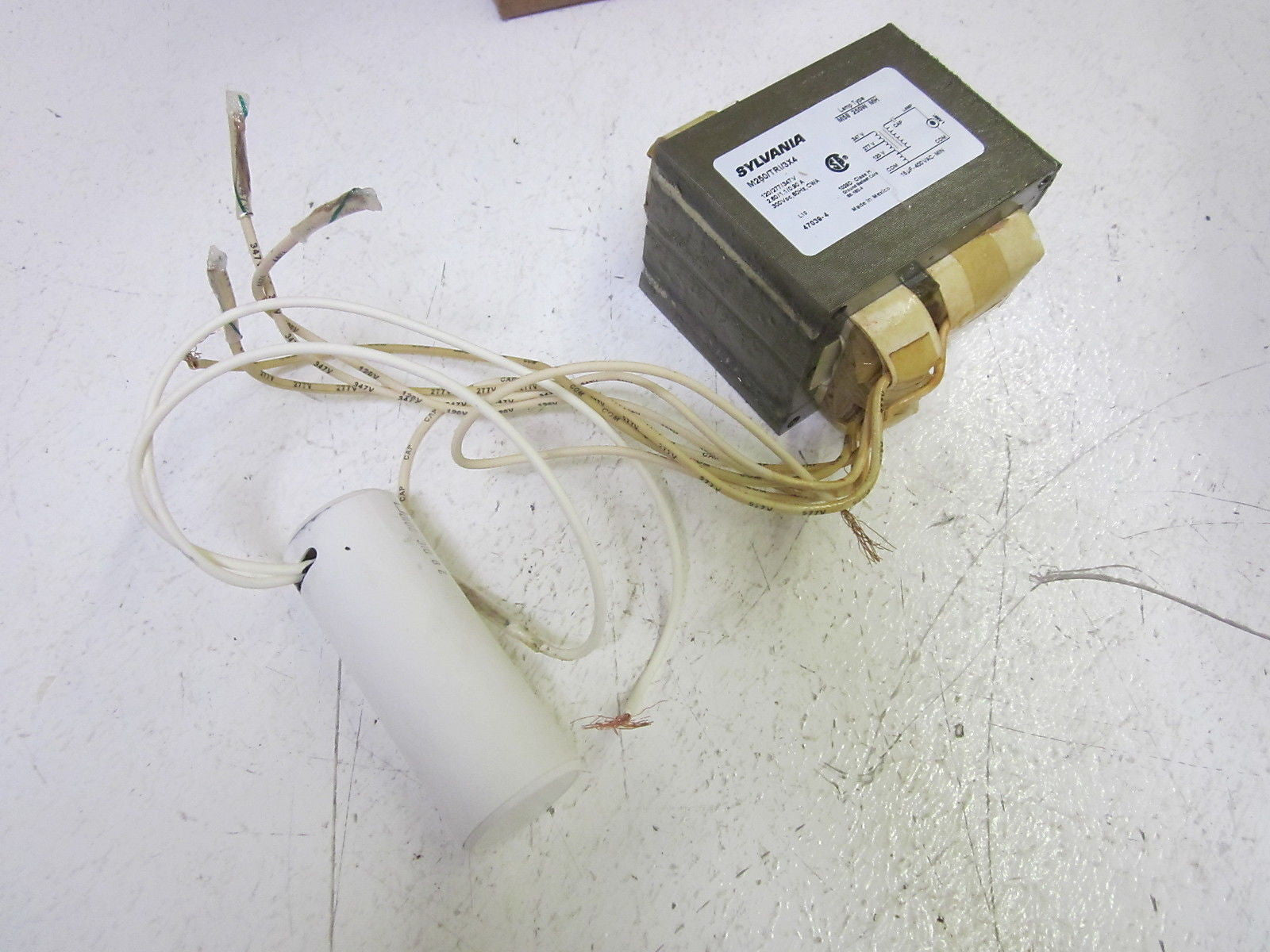 SYLVANIA M250/TRI/3X4 METALARC MAGNETIC BALLAST *NEW IN BOX*