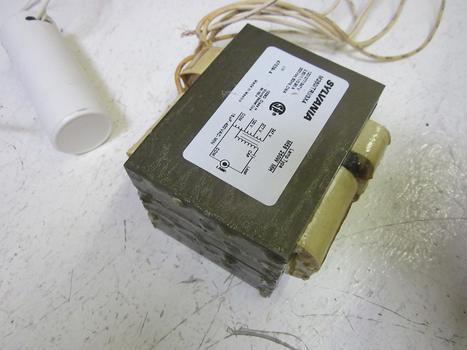 SYLVANIA M250/TRI/3X4 METALARC MAGNETIC BALLAST *NEW IN BOX*