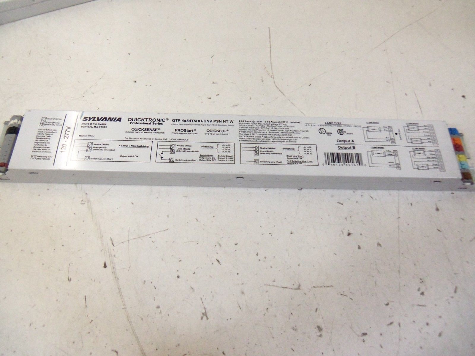 SYLVANIA QTP4X54T5HO  *NEW NO BOX*