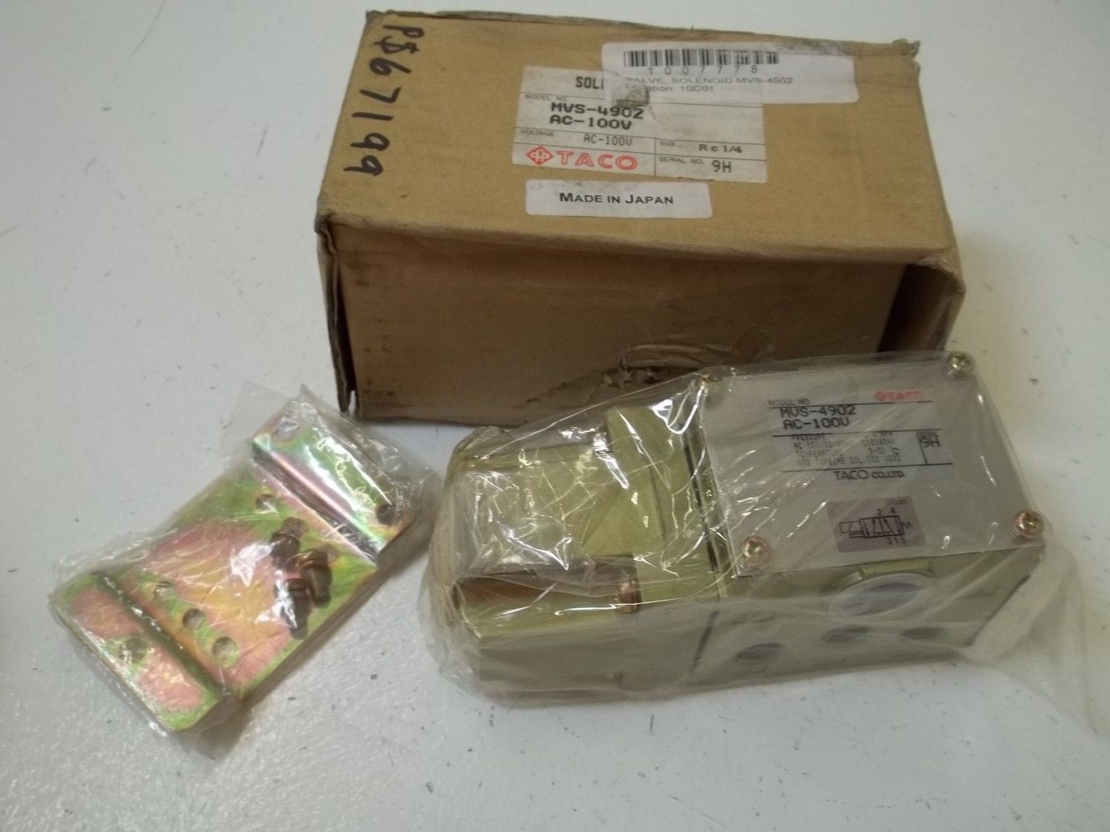 TACO MVS-4902 AC-100V SOLENOID VALVE *NEW IN BOX*