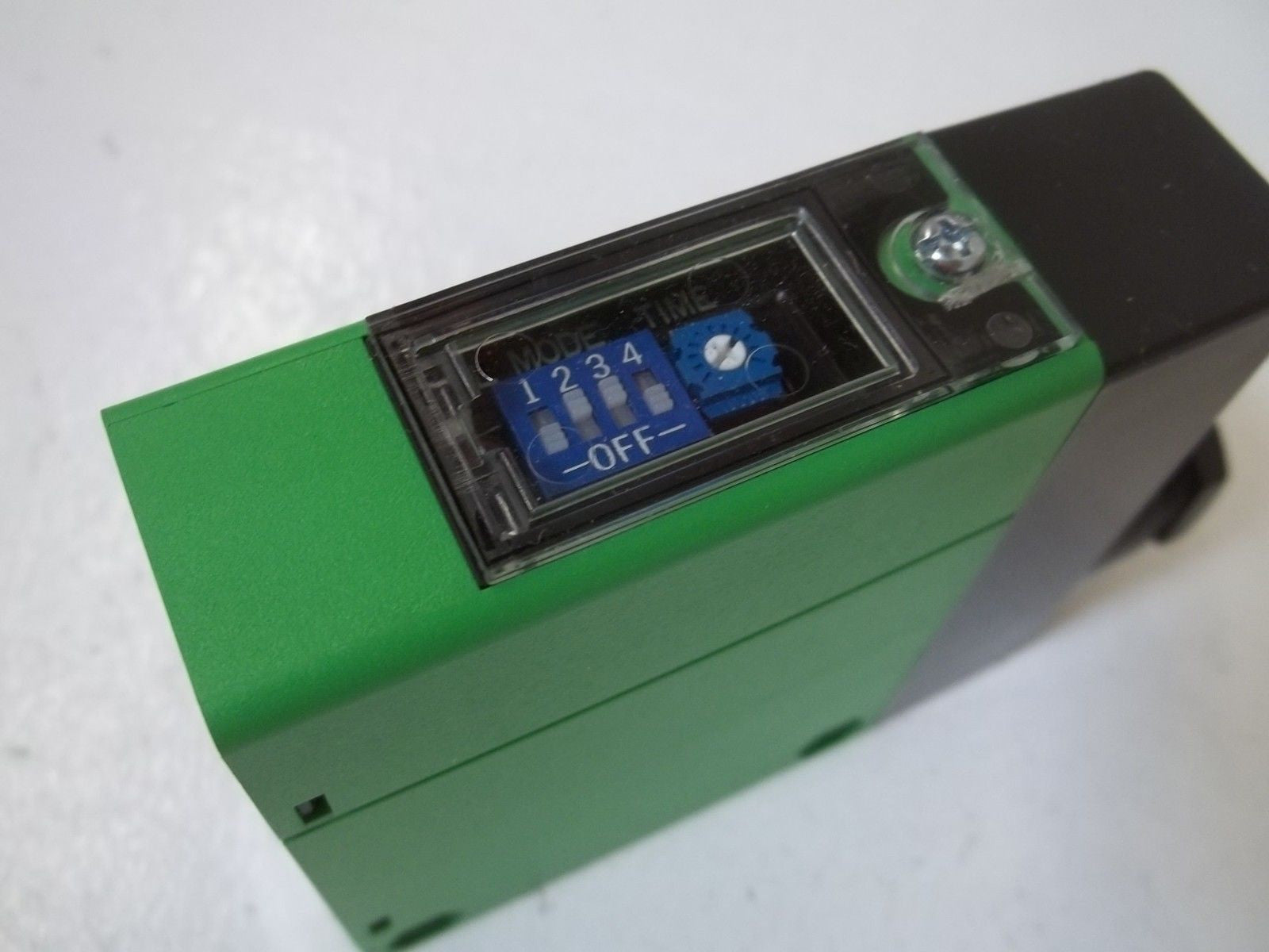 TAKENAKA AT10F PHOTOELECTRIC SENSOR RECEIVER TRANSMITTER *NEW IN BOX*