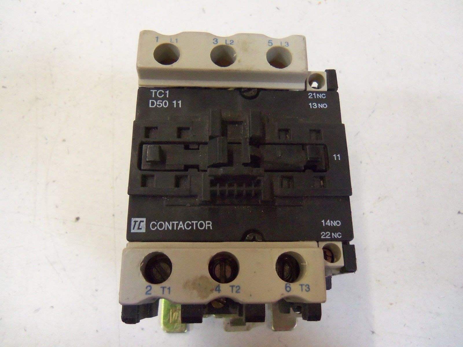 SHAMROCK TC1-D5011 CONTACTOR *USED*