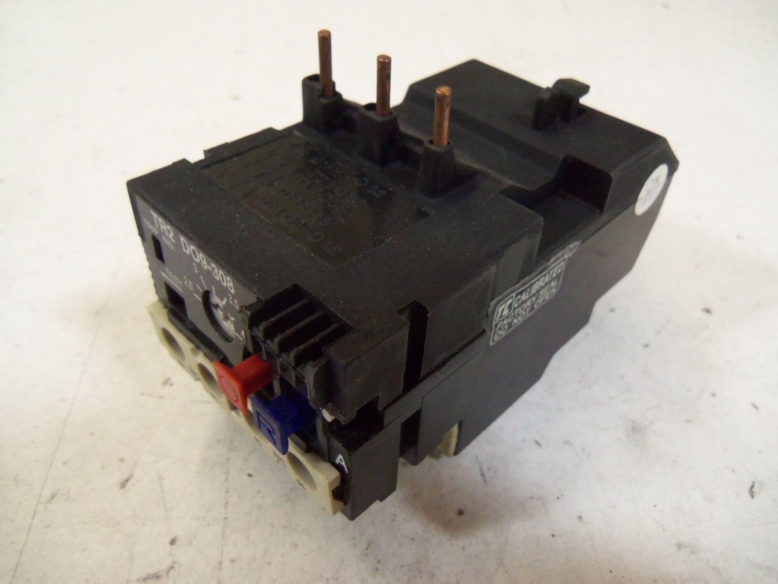 TC TR2D09308 THERMAL OVERLOAD RELAY *USED*