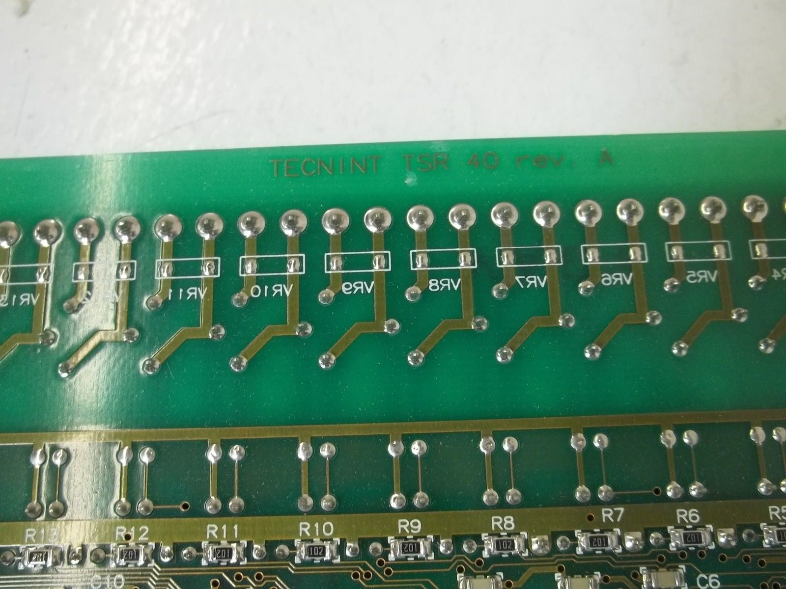 TECHINT TSR40 REV.A OUTPUT MOUDLE 24VDC *USED*