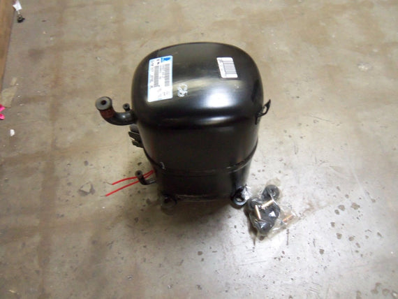 TECHUMSEH AG133UT-003-J7 COMPRESSOR *NEW IN BOX*
