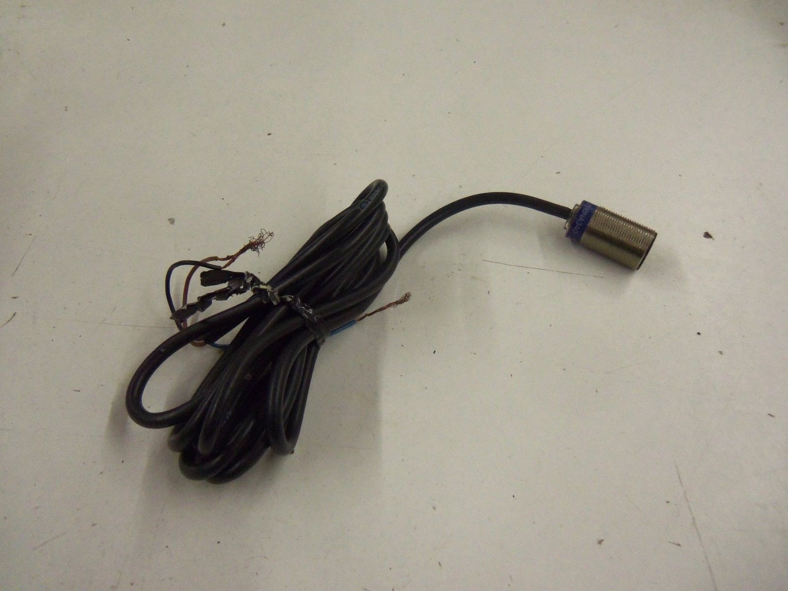 TELEMACANIQUE XS1N18NA340 *USED*