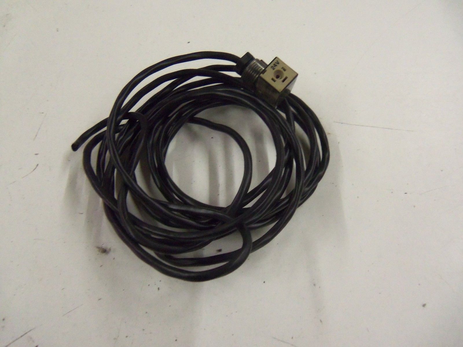 TELEMECANIQUE  050 24V *USED*