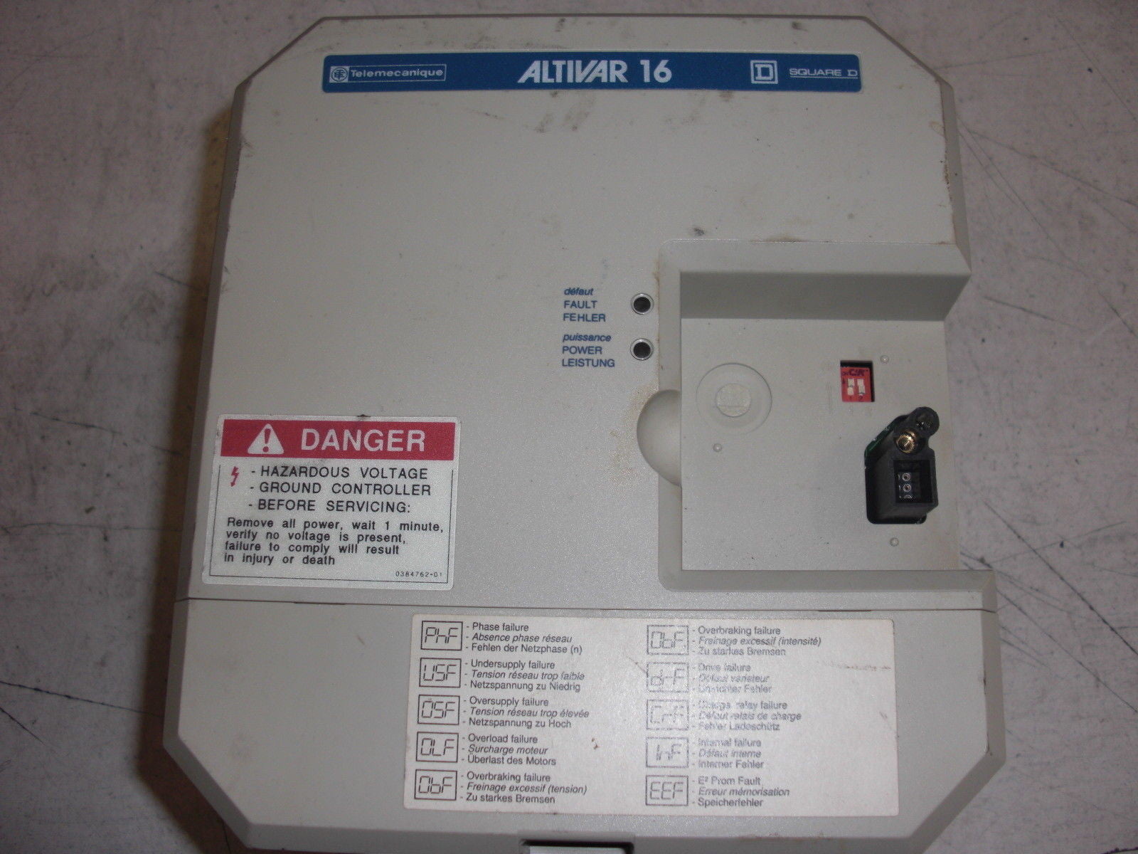TELEMECANIQUE ALTIVAR16 ATV16U29N4 AC DRIVE 2HP *USED*