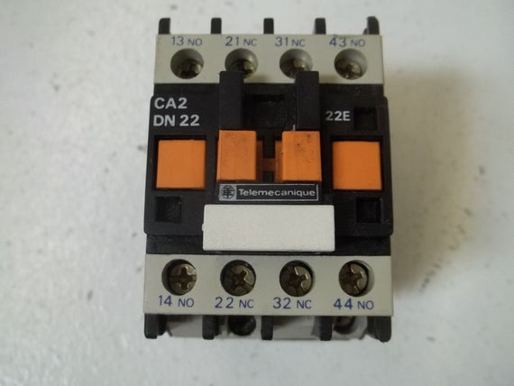 TELEMECANIQUE CA2DN22 CONTROL RELAY 110V *USED*