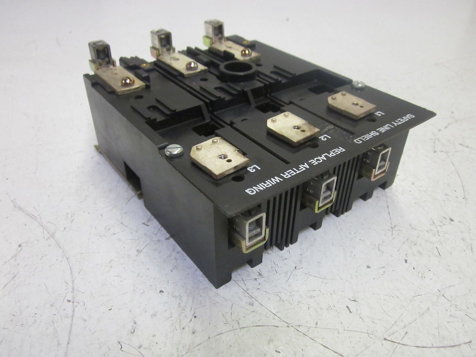 TELEMECANIQUE D10S2 DISCONNECT WITCH 60A 600V (AS PICTURED) *USED*