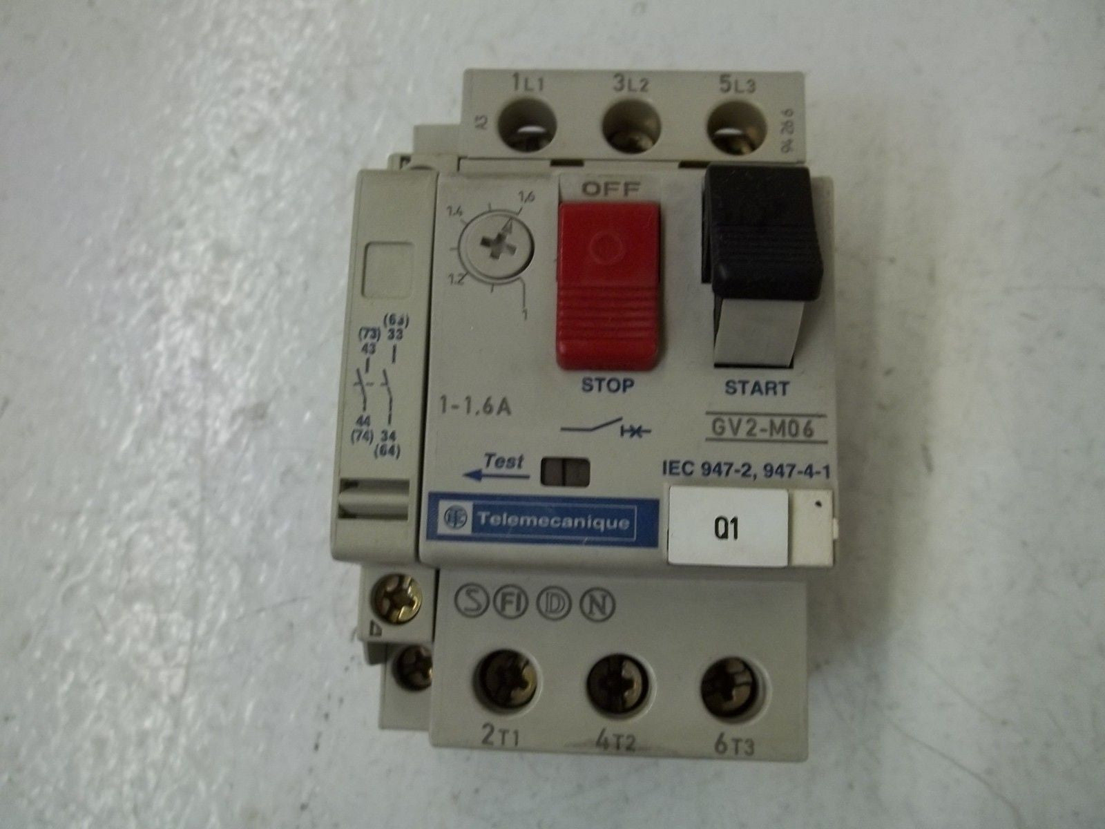 TELEMECANIQUE GV2-M06 WITH GV2-AN20 STARTER PROTECTOR *USED*