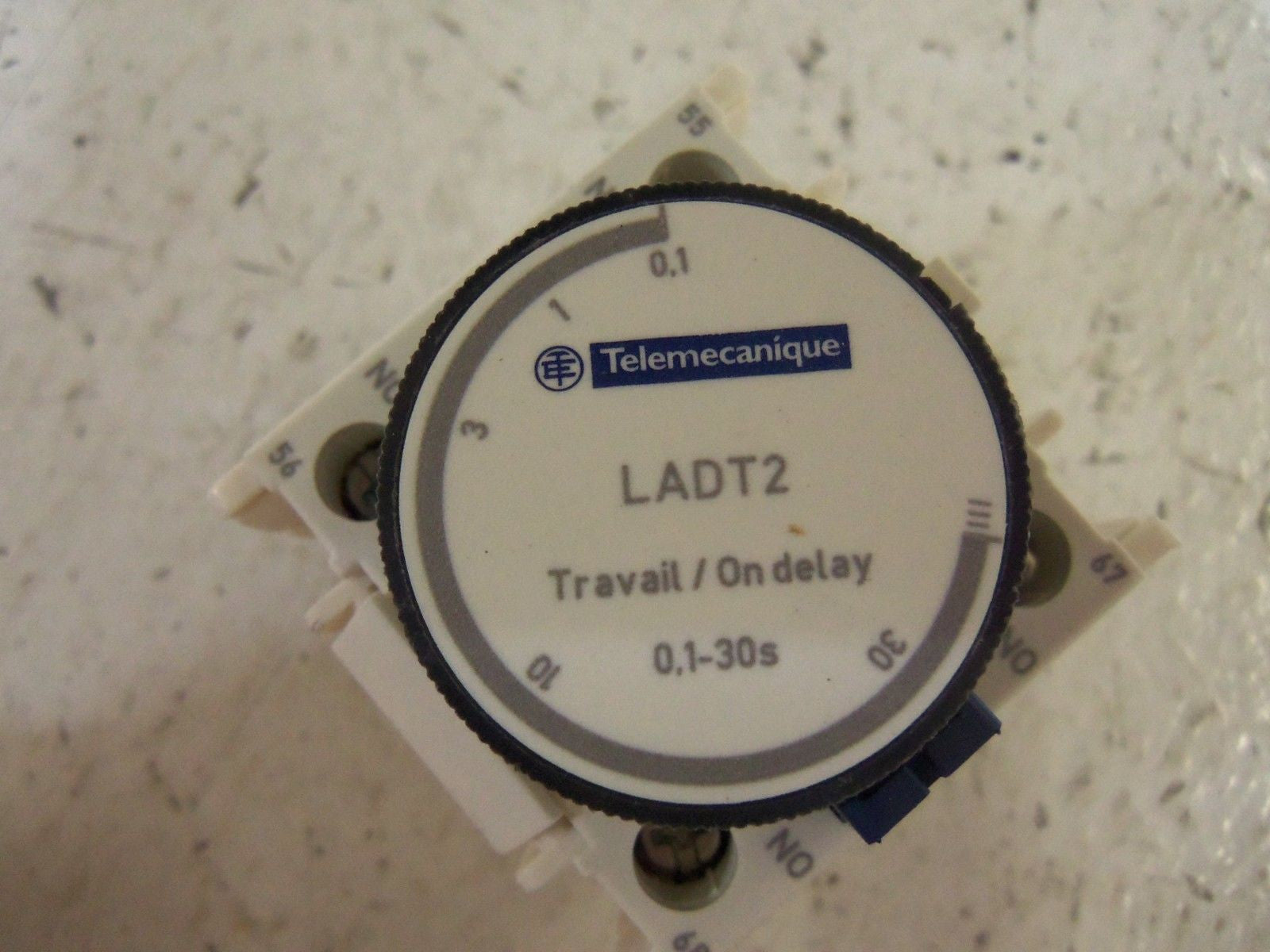 TELEMECANIQUE LADT2 CONTACTOR TIME DELAY *NEW IN BOX*