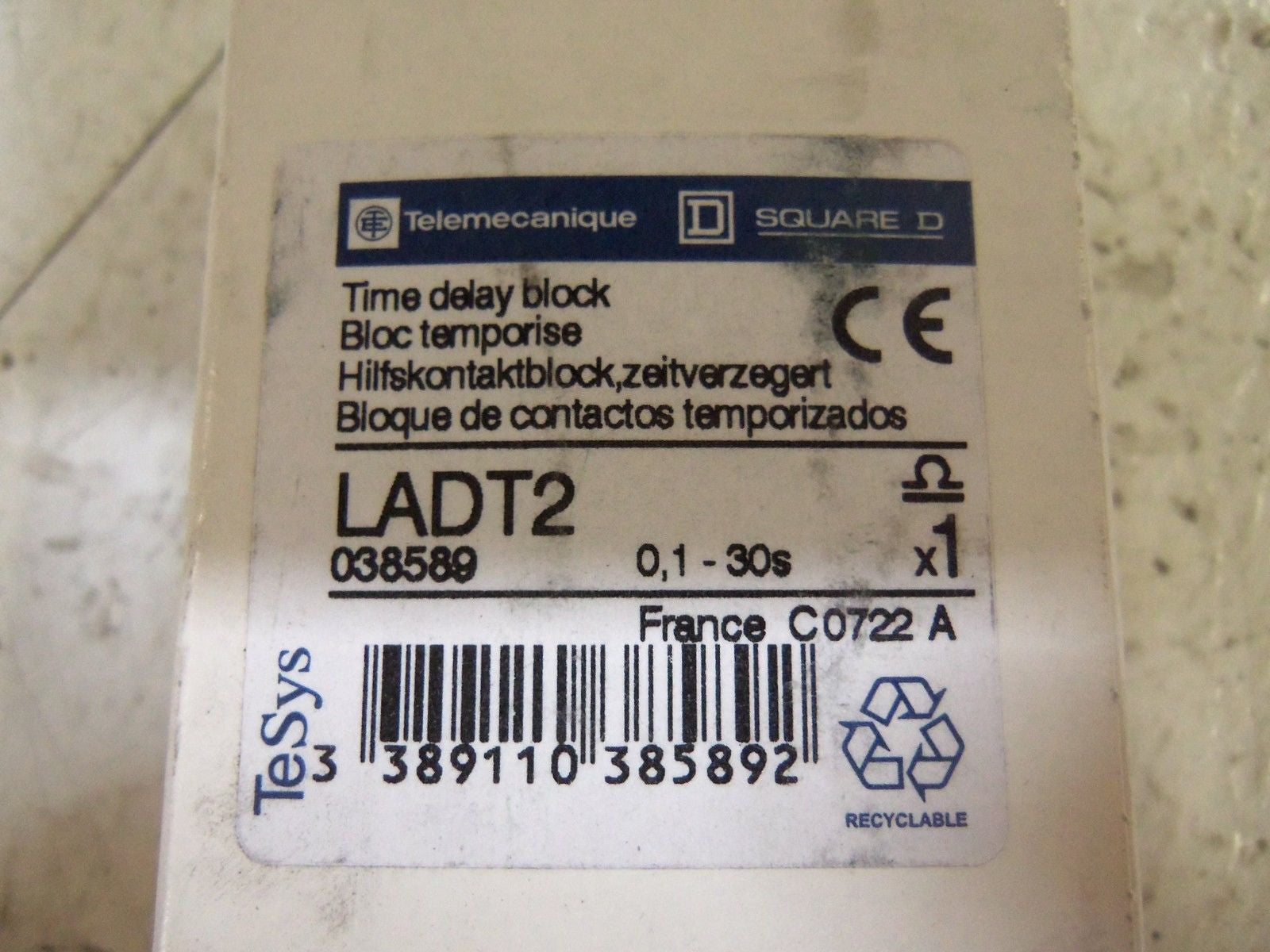 TELEMECANIQUE LADT2 CONTACTOR TIME DELAY *NEW IN BOX*