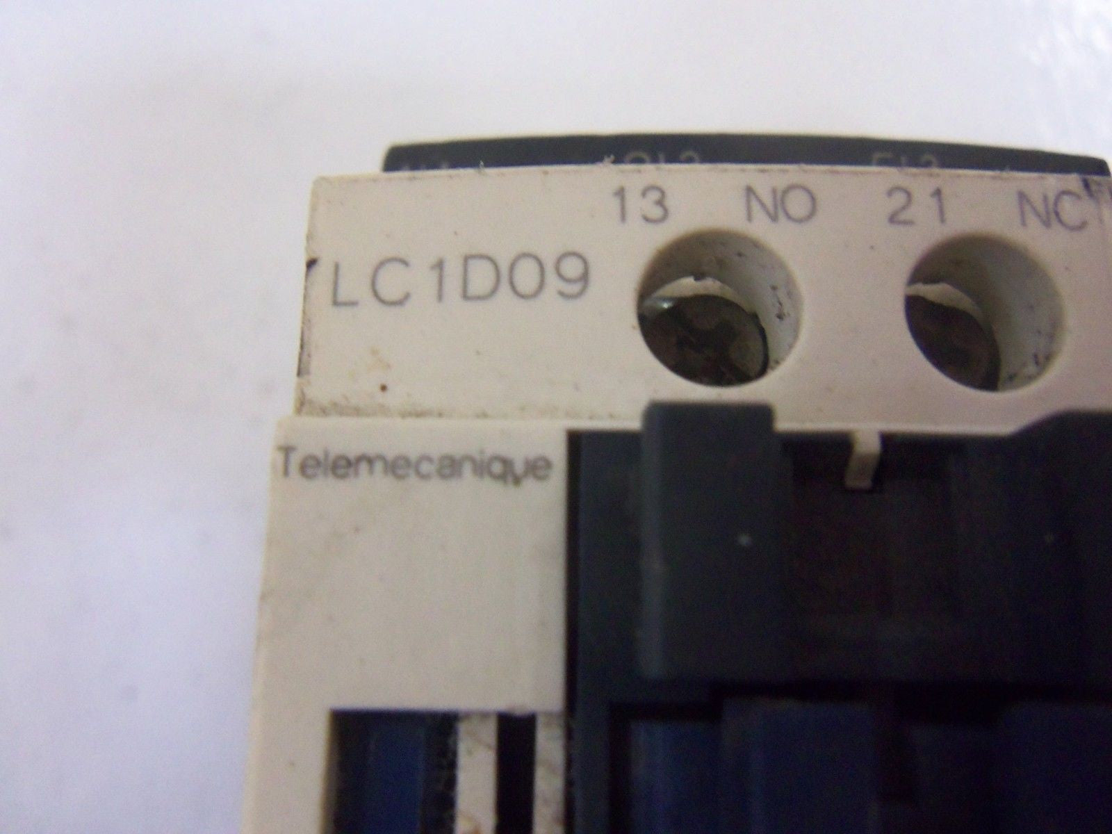 TELEMECANIQUE LC1D09F7 CONTACTOR 110V *USED*