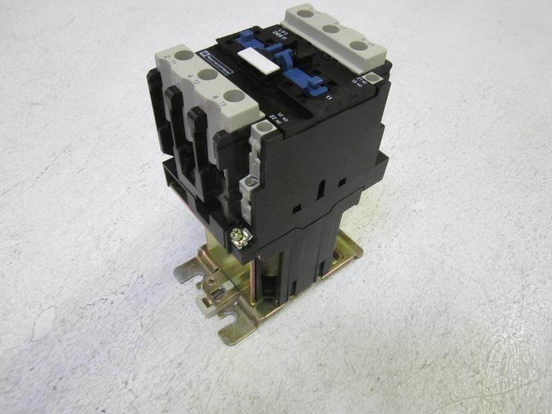 TELEMECANIQUE LP1 D6511 CONTACTOR 60A *USED*
