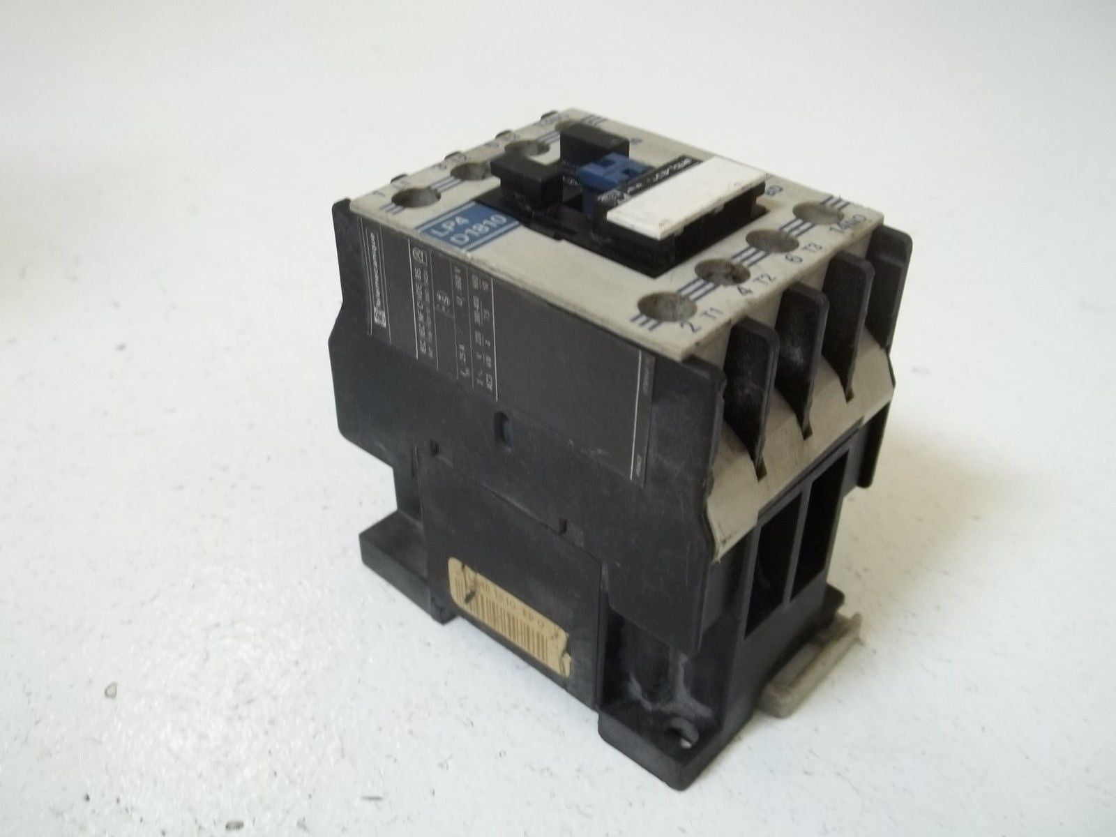 TELEMECANIQUE LP4D1810 CONTACTOR 24V *USED*